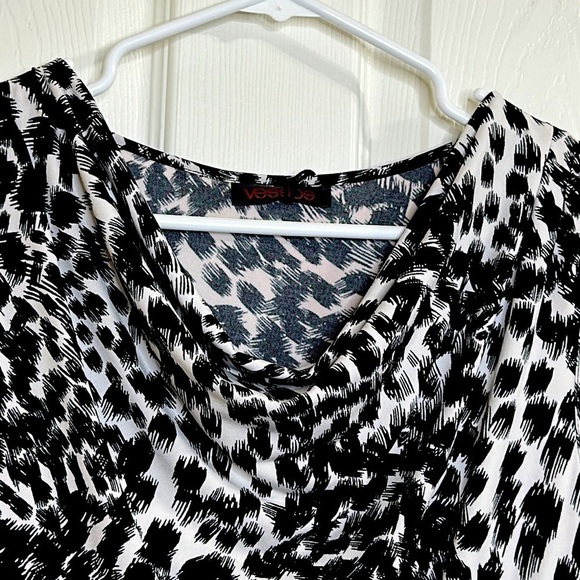Vessos Cowl Neck Black White Animal Print Fit Flare Dress NWT Size M -Fits Small - Picture 7 of 12